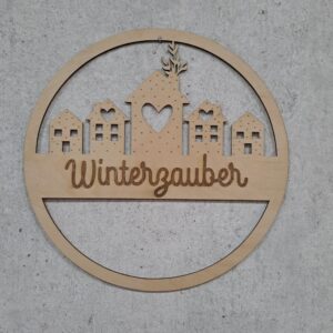 Holzkranz „Winterzauber“ – Gelaserte Winter- & Weihnachtsdeko aus Holz